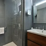 Martin's 4*